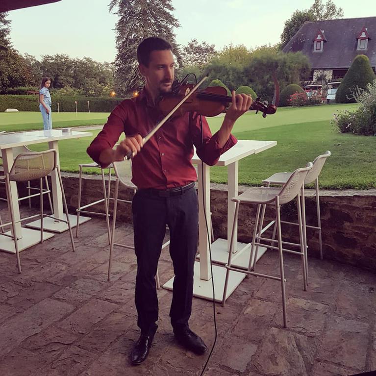 Jeudi 22 août 2019, nous étions en formule Duo (Violon &#38; Guitare) au Club House du domaine de la Bretesche à Missillac (44) !