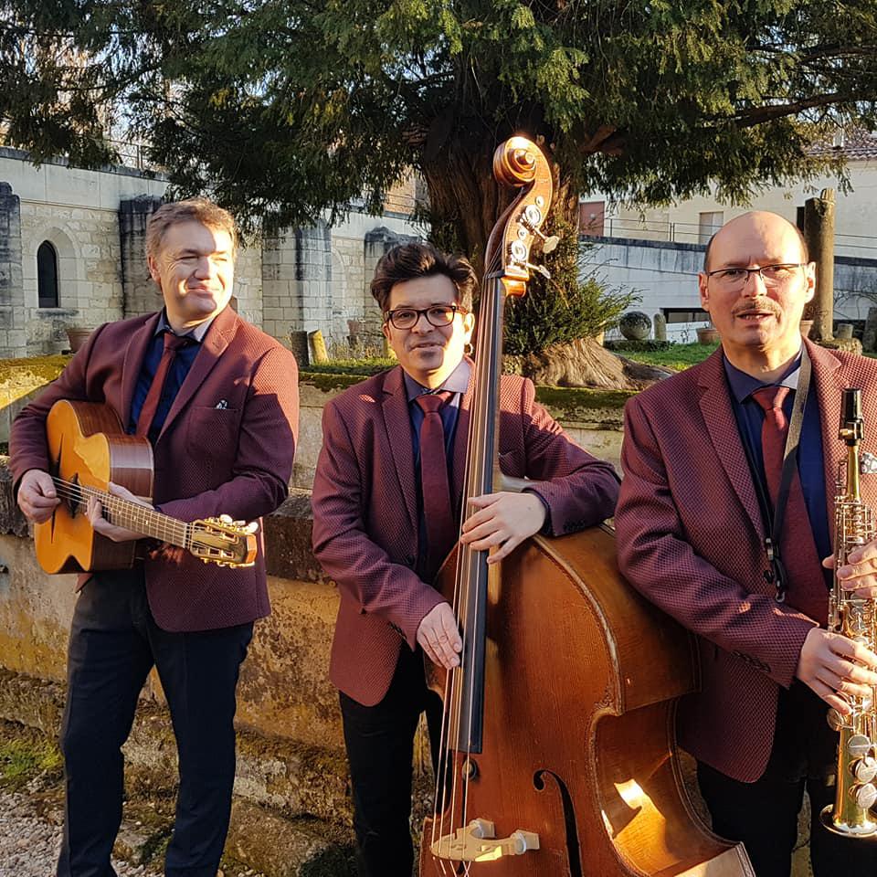 En formule Trio à l'Abbaye de Fontdouce, St-Bris-des-Bois (17), le samedi 23 février 2019 pour un cocktail de mariage.