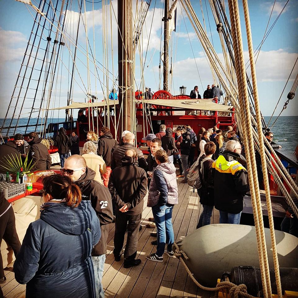 Mardi 28 mai 2019, nous étions en formule Quartet à bord de L'Etoile du Roy sur le Golfe du Morbihan (56), dans le cadre d'un après-midi croisière/musique/cocktail pour l'entreprise OMNI RAISE !