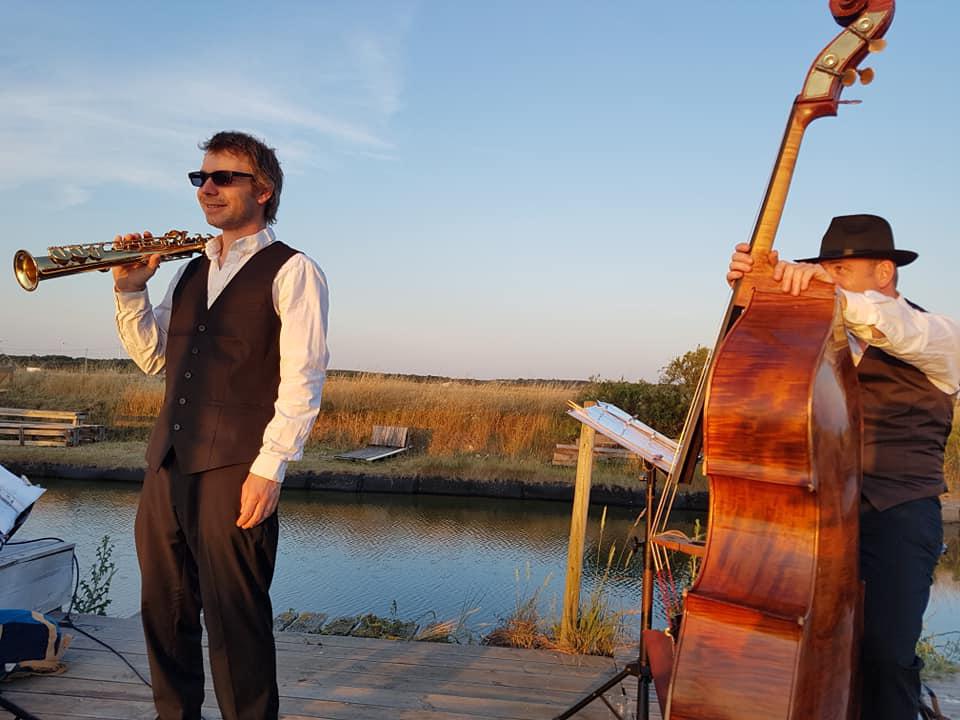 Mercredi 03 juillet 2019, nous étions en formule Trio en bord de mer au restaurant LA CABANE à Brem-sur-Mer (85), pour l'animation musicale d'un repas d'anniversaire !