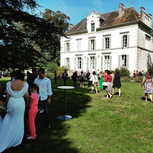 En Trio au Domaine de Thiémay à Fay-de-Bretagne (44), le samedi 08 septembre 2018 pour l'animation d'un cocktail de mariage.